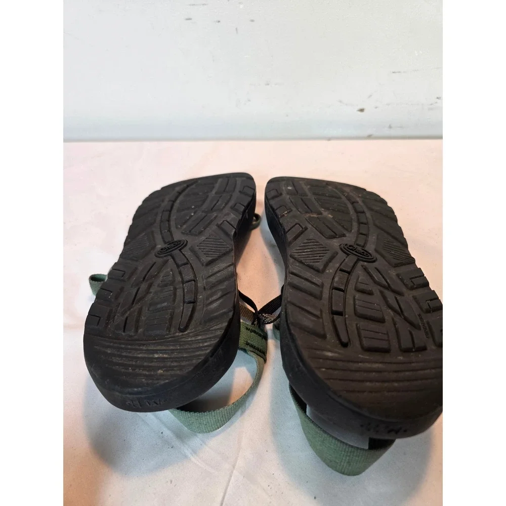 Chaco Z2 Classic Sport Sandals Mens 11 Sage Green Black Toe Loop USA Assembled